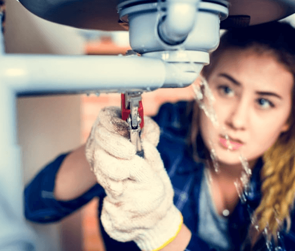 Emergency Plumber: Rapid 24/7 Response for Burst Pipes and Blockages